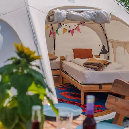 مكان تخييم Auszeit 27 - Glampingzelte Grube