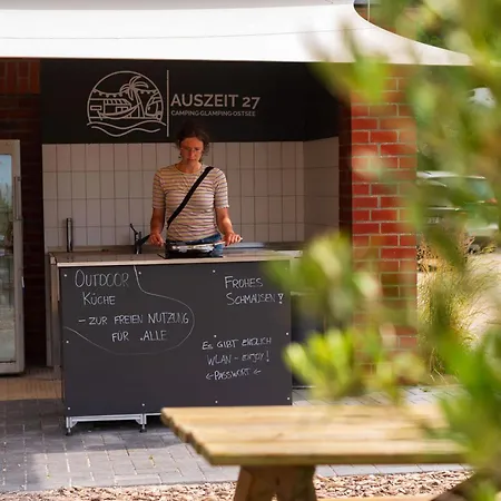 Auszeit 27 - Glampingzelte مكان تخييم *