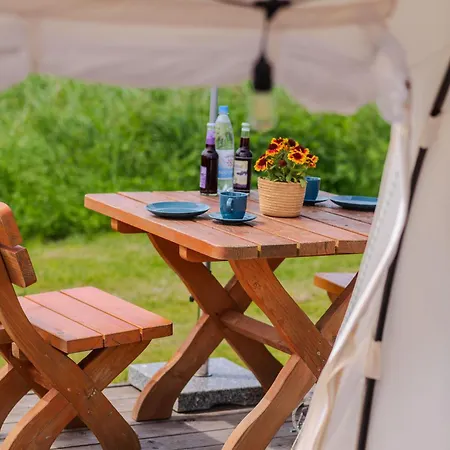 Auszeit 27 - Glampingzelte مكان تخييم Grube