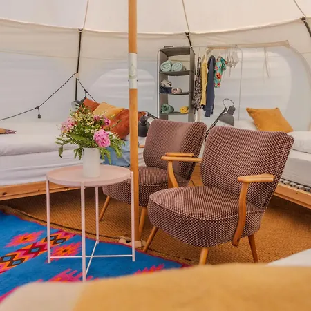 Auszeit 27 - Glampingzelte مكان تخييم *