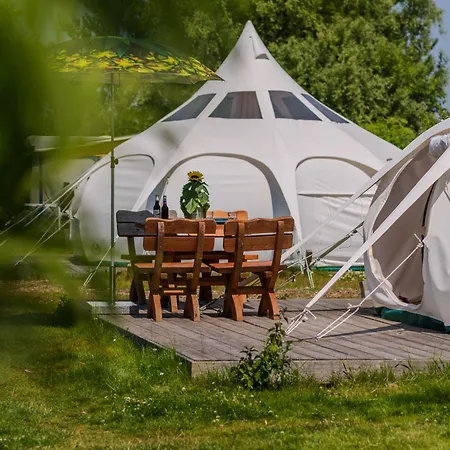 Auszeit 27 - Glampingzelte مكان تخييم *